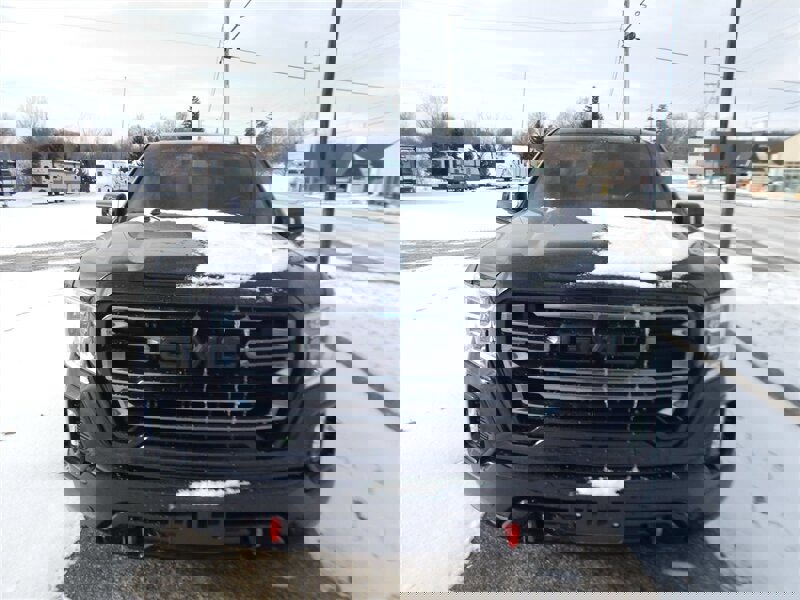Used 2019 GMC Sierra 1500 AT4 w/ AT4 Premium Package image 10