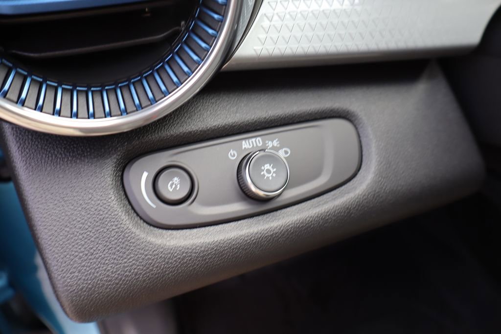 New 2026 Chevrolet Trax LT w/ Driver Confidence Package image 10