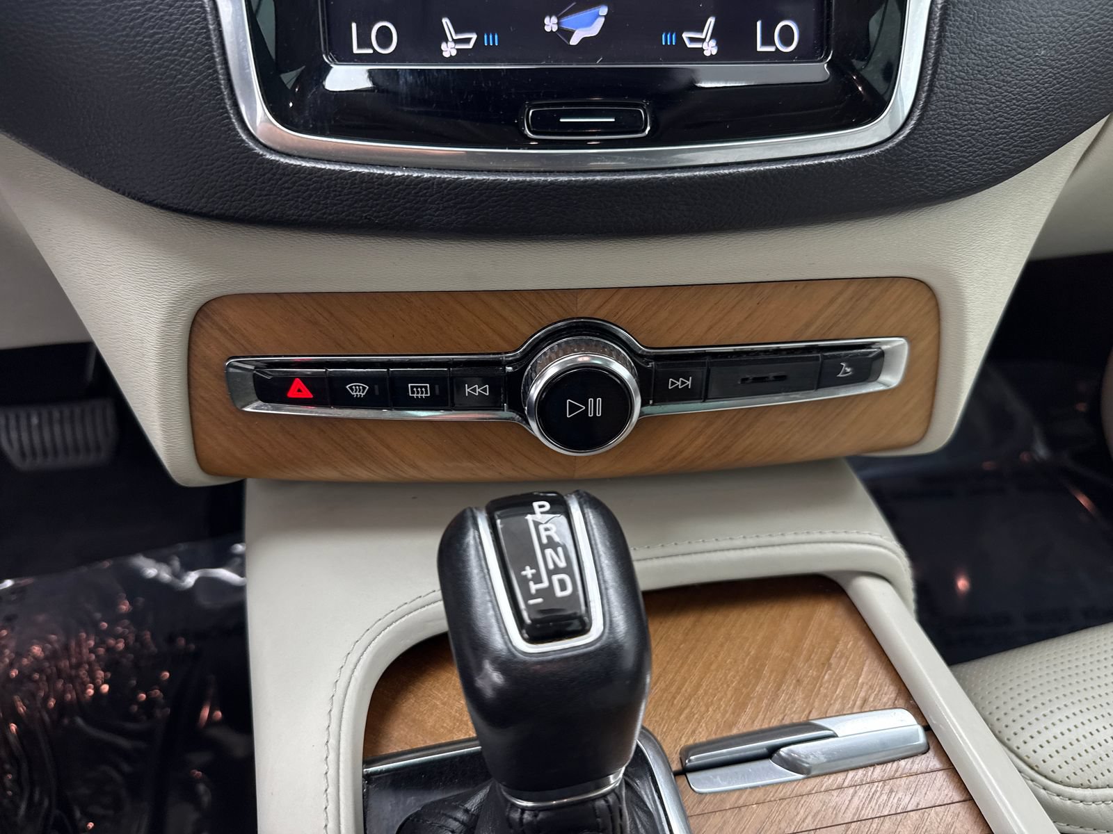Used 2018 Volvo XC90 T6 Inscription w/ Luxury Package AWD/4WD image 30