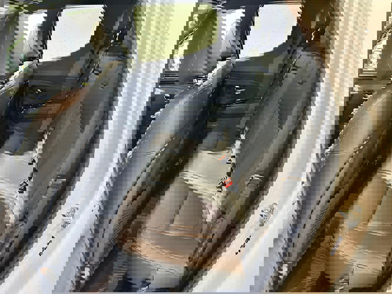 Used 2024 Hyundai Santa Cruz Limited image 25