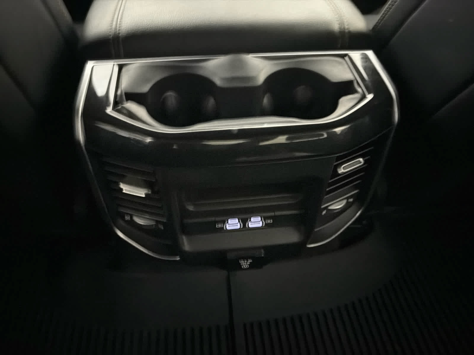 Used 2021 RAM 1500 Laramie w/ Sport Appearance Package AWD/4WD image 21