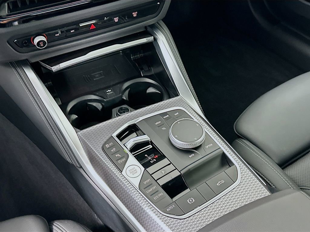 Used 2025 BMW M440i Convertible w/ Premium Package image 17