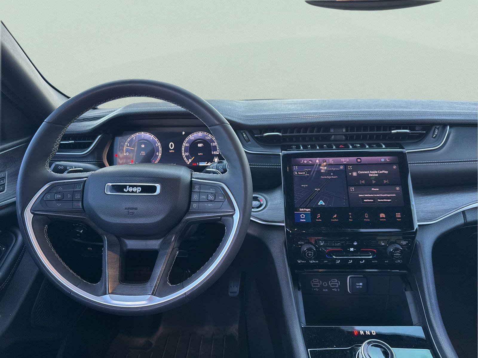 Certified 2024 Jeep Grand Cherokee Limited image 8