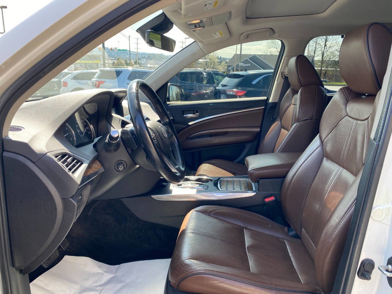 Used 2017 Acura MDX SH-AWD w/ Advance Package image 9