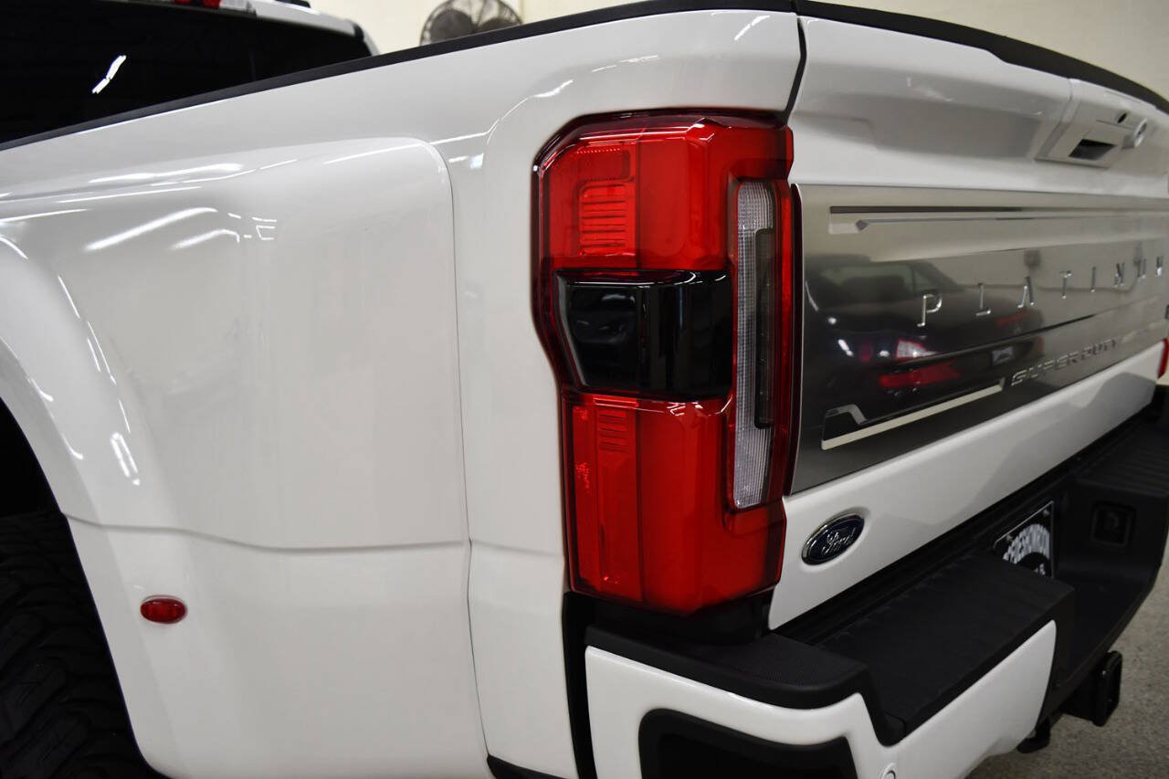 Used 2025 Ford F450 Platinum w/ Platinum Plus Package AWD/4WD image 39