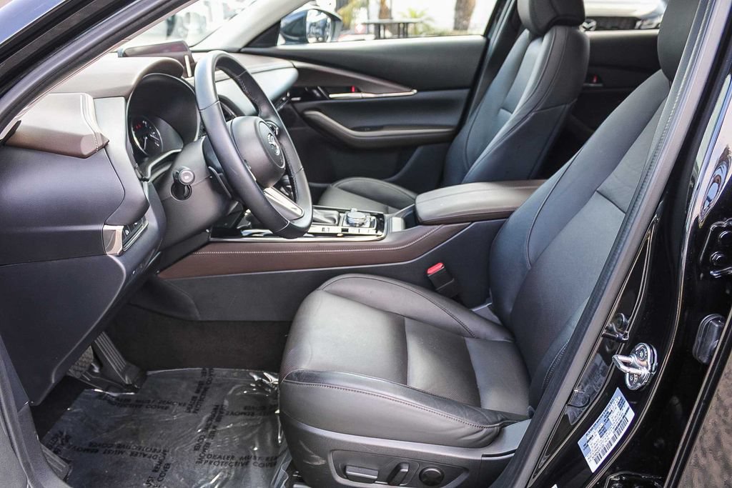 Certified 2025 MAZDA CX-30 AWD 2.5 S w/ Premium Package image 17