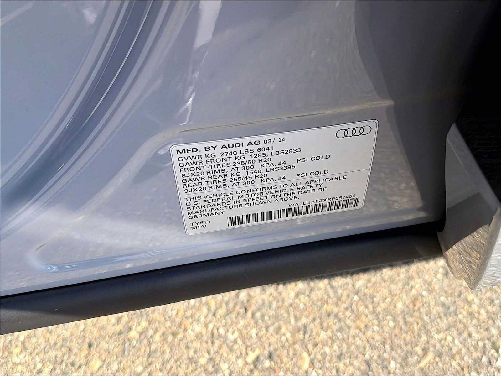 Used 2024 Audi Q4 e-tron Premium Plus w/ Premium Plus AWD/4WD image 32