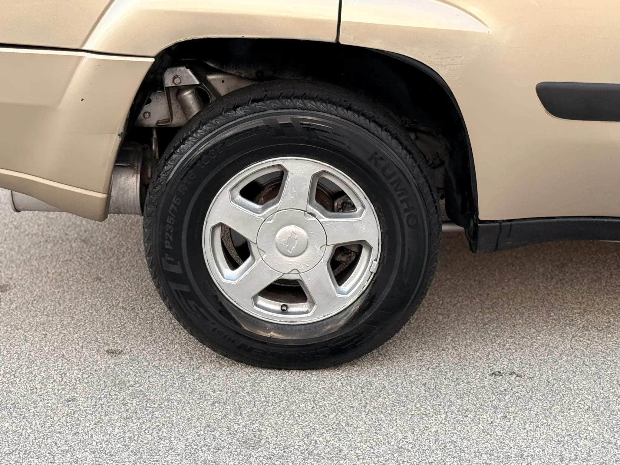 Used 2005 Chevrolet TrailBlazer LS w/ LS Preferred Equipment Group RWD image 28