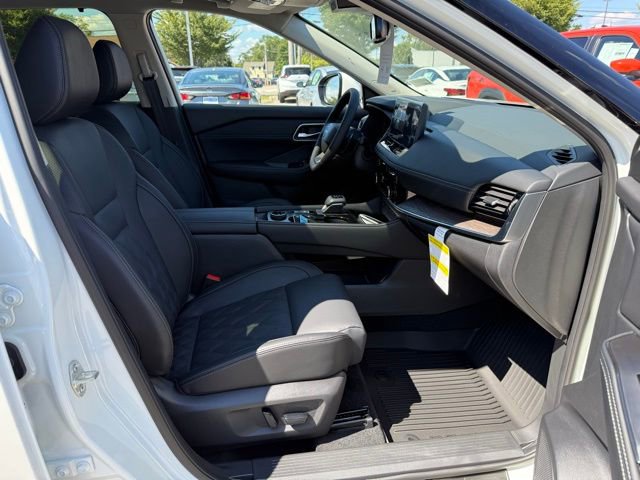 New 2026 Nissan Rogue Platinum image 29