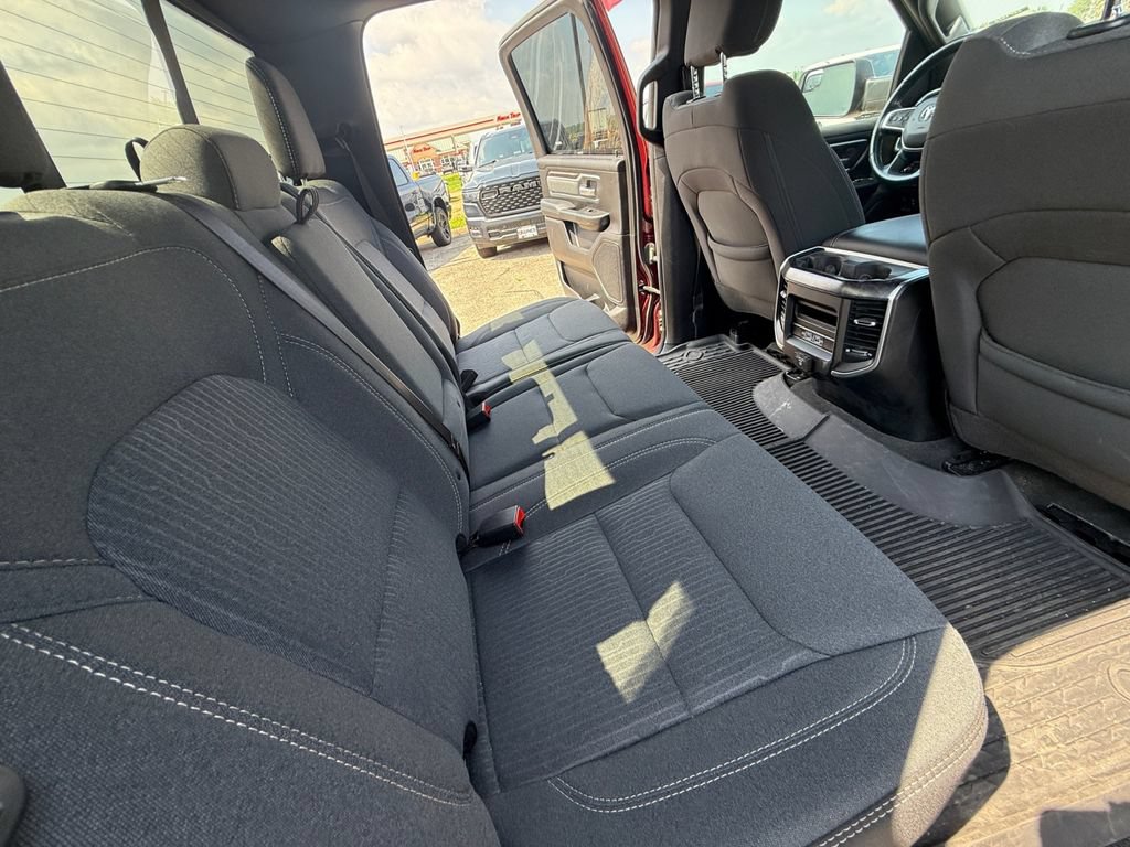 Used 2022 RAM 1500 Big Horn AWD/4WD image 38