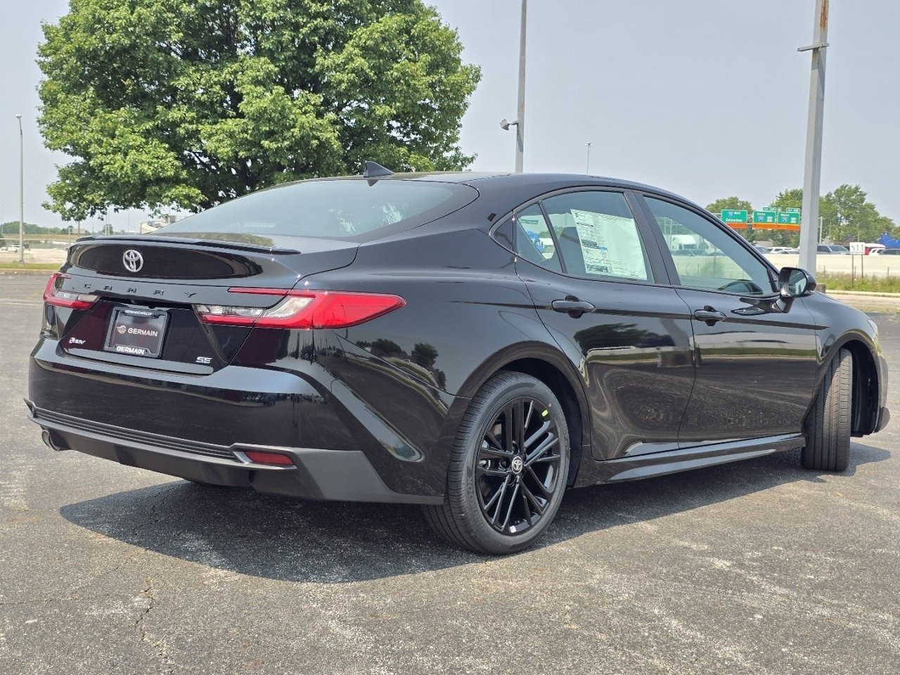 New 2026 Toyota Camry SE FWD image 14