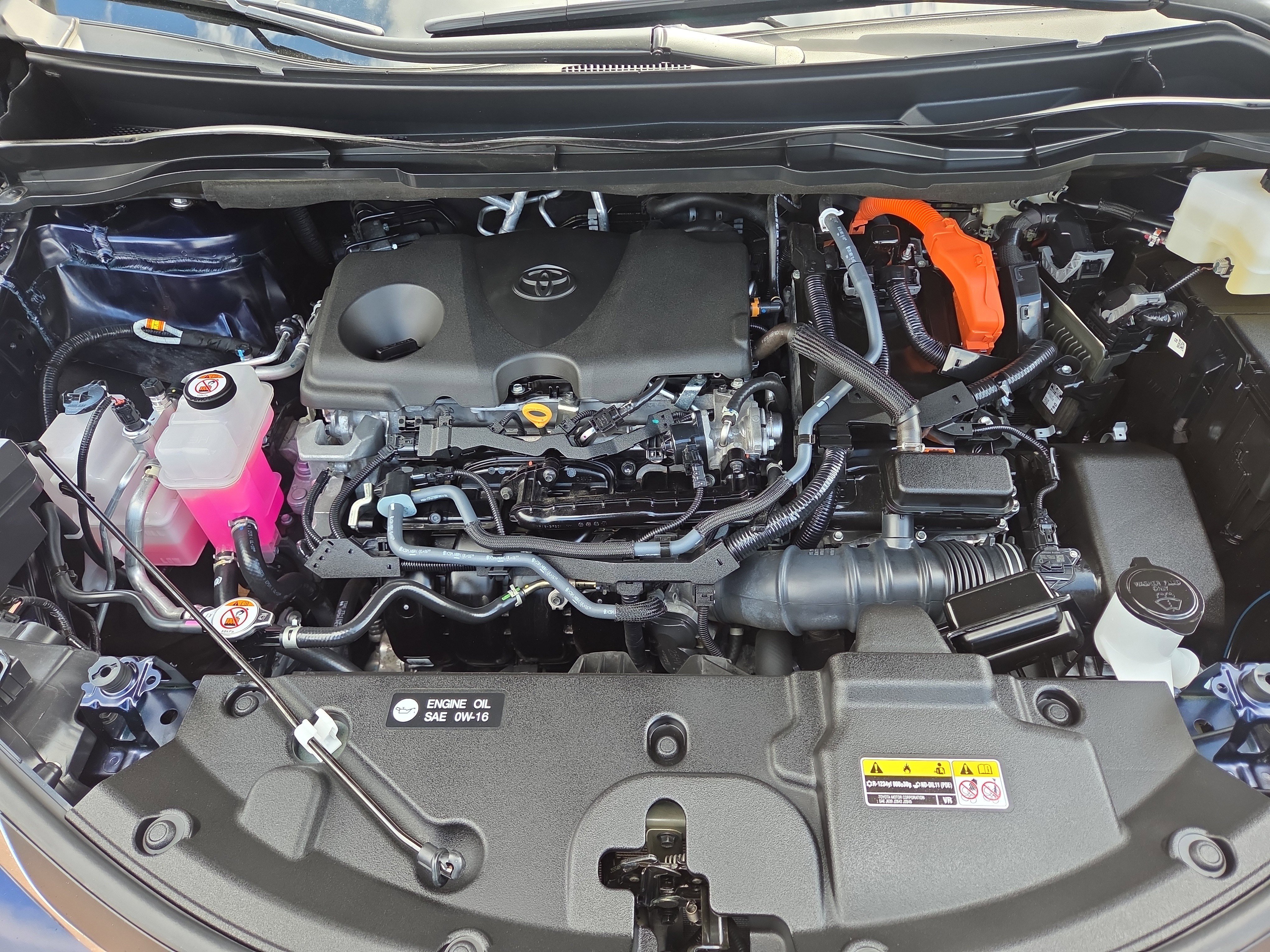 Certified 2025 Toyota Sienna XLE w/ XLE Plus Package AWD/4WD image 32