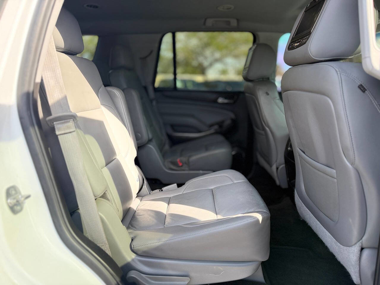 Used 2015 Chevrolet Tahoe LT image 23