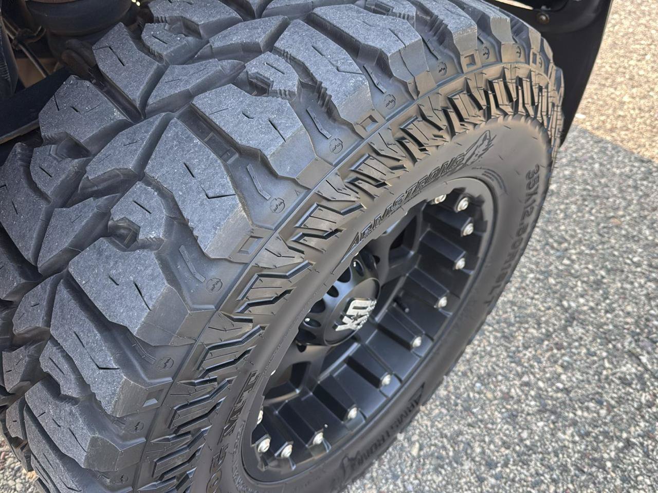 Used 2018 Ford F350 Limited w/ FX4 4x4 Off Road Package image 39