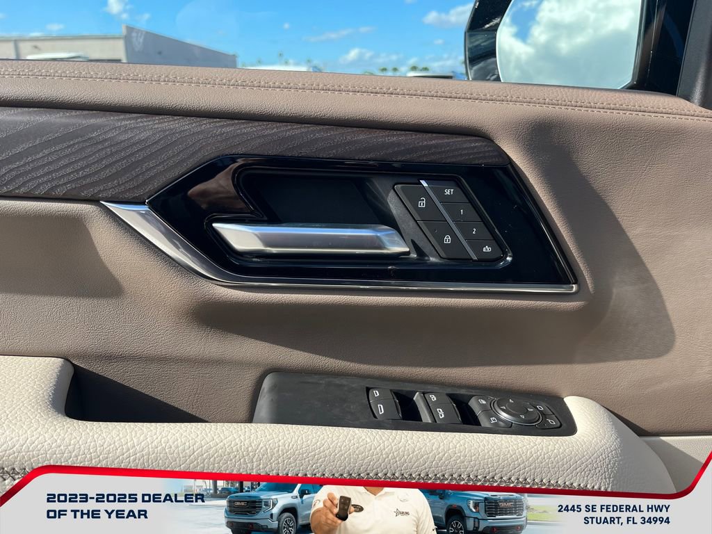 New 2026 GMC Yukon XL Denali image 24