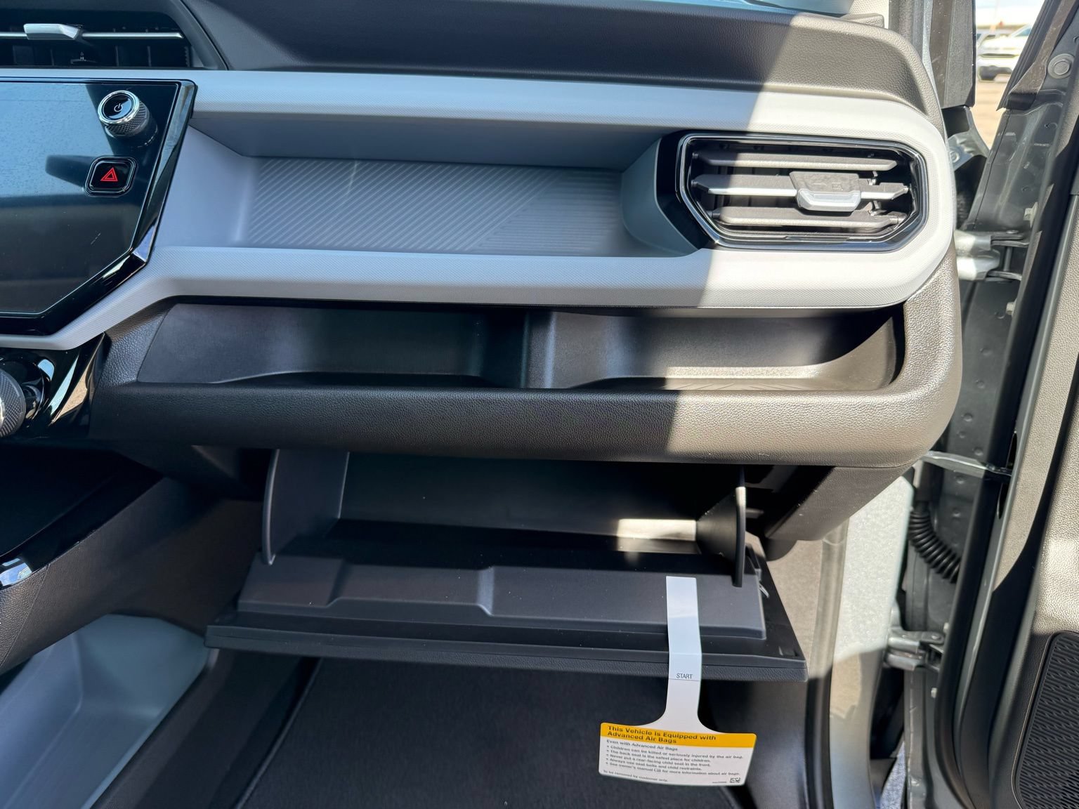 New 2027 Chevrolet Bolt LT w/ Comfort Package FWD image 29