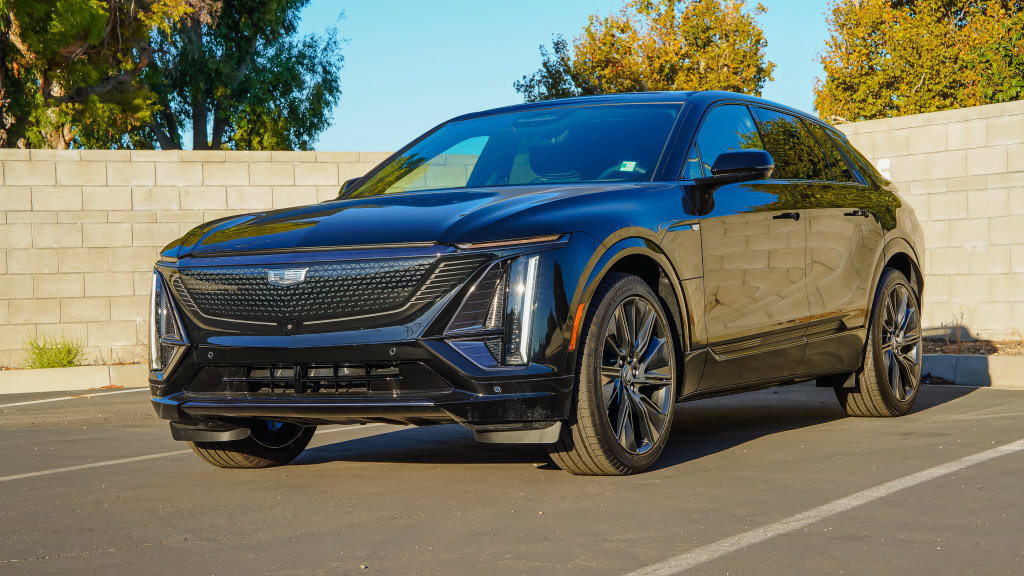 New 2027 Cadillac Lyriq Signature Sport w/ Nappa Leather Package AWD/4WD image 2