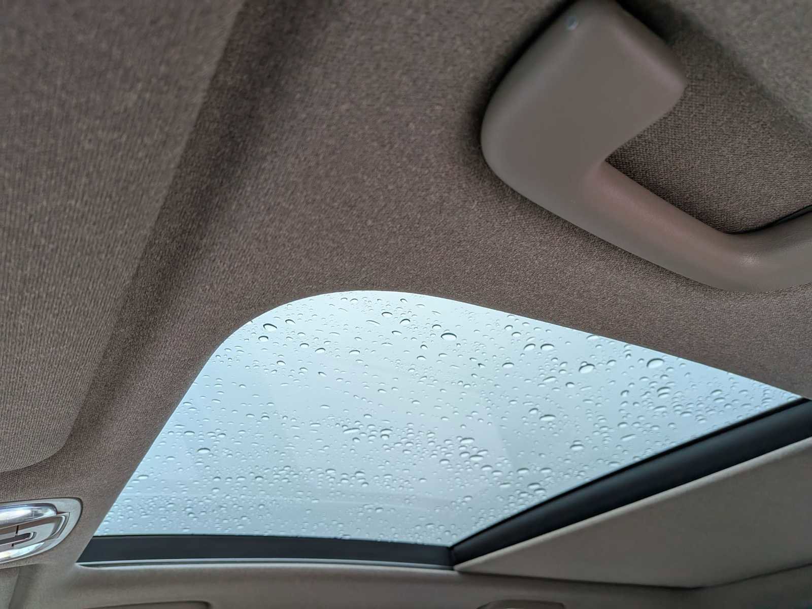 Used 2019 Hyundai Santa Fe AWD image 17