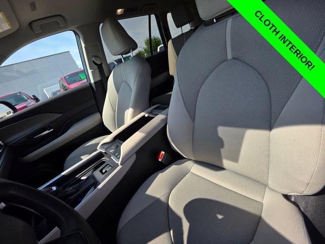 Used 2025 Toyota Grand Highlander FWD image 24
