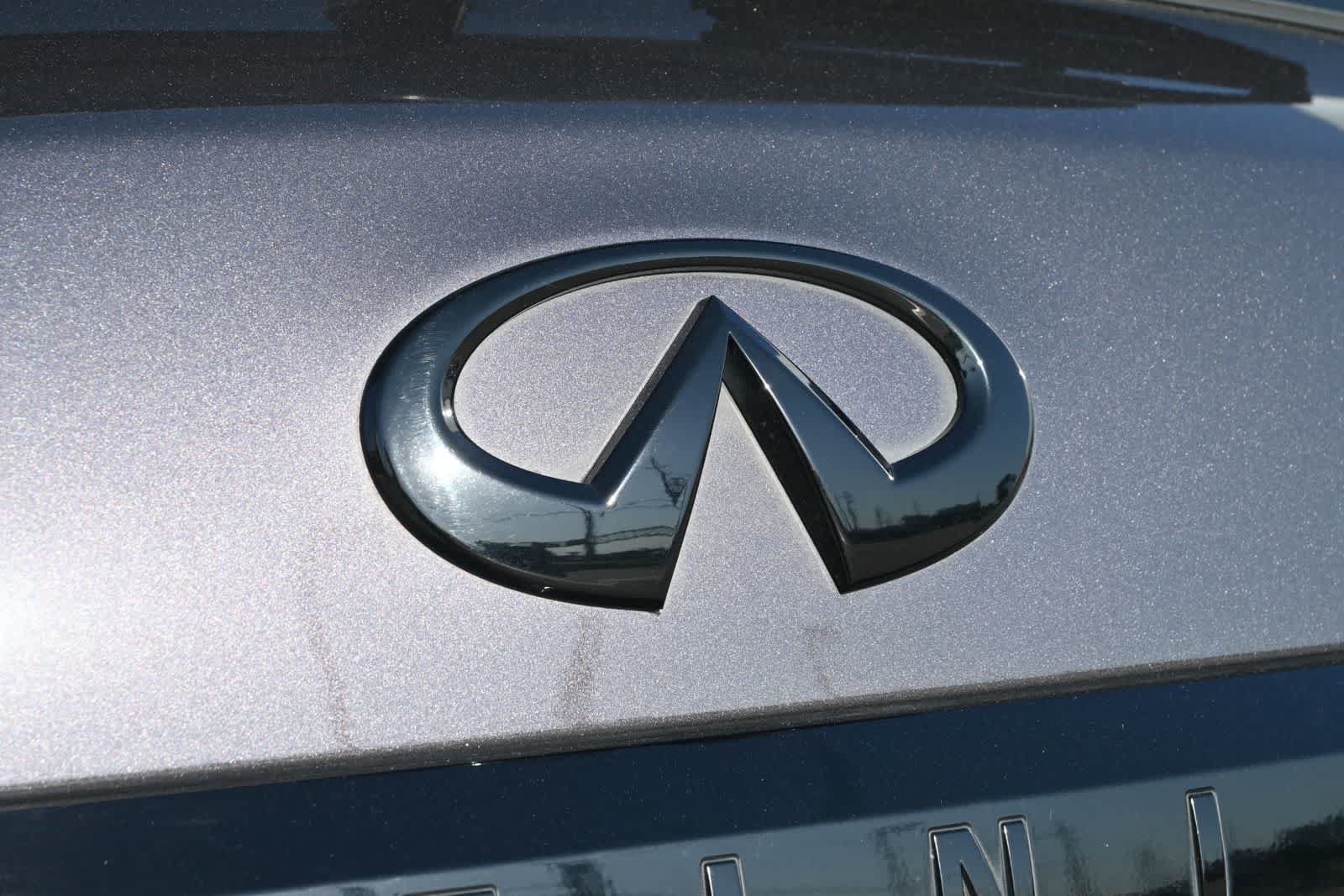 Used 2022 INFINITI QX80 Luxe w/ Cargo Package RWD image 20