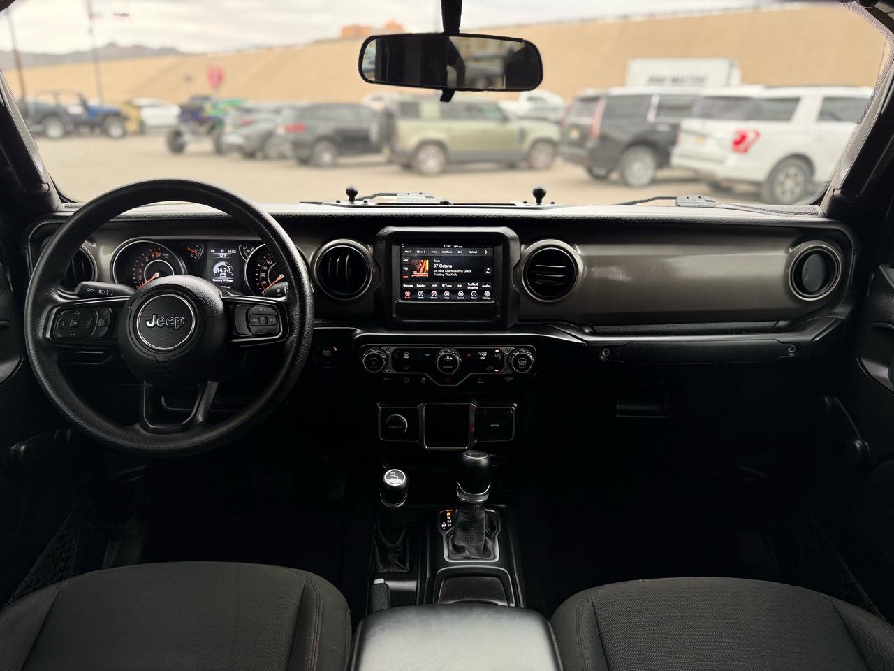 Used 2022 Jeep Gladiator Sport AWD/4WD image 18