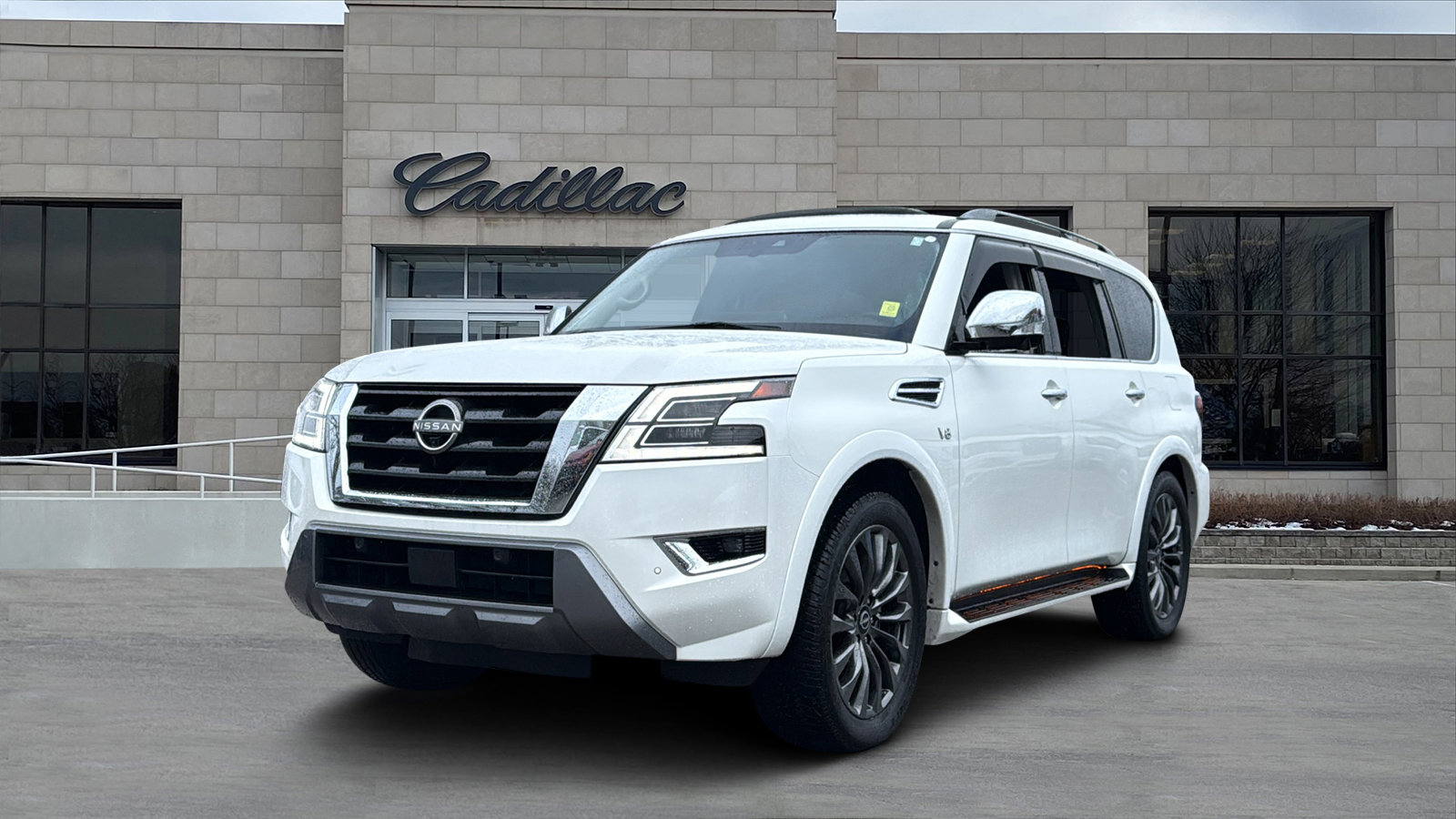 Used 2022 Nissan Armada Platinum image 5