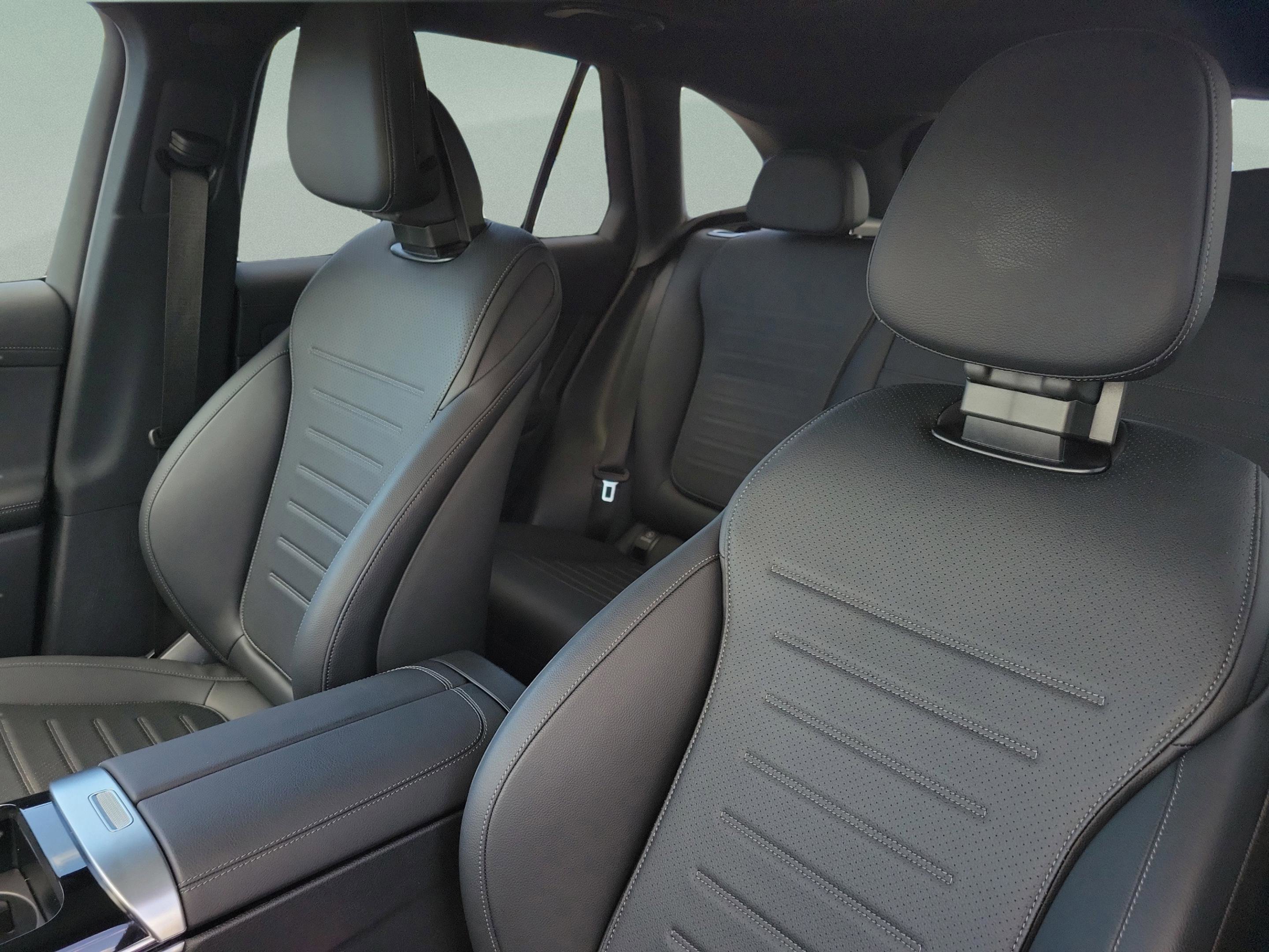 Certified 2026 Mercedes-Benz GLC 300 4MATIC image 18