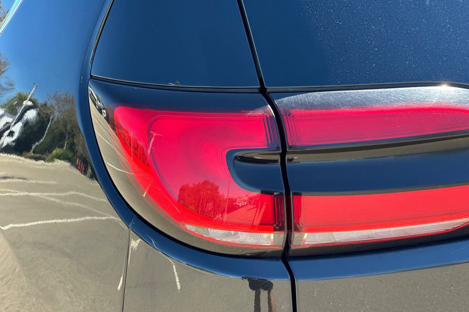 Used 2023 Chrysler Pacifica Touring-L image 47