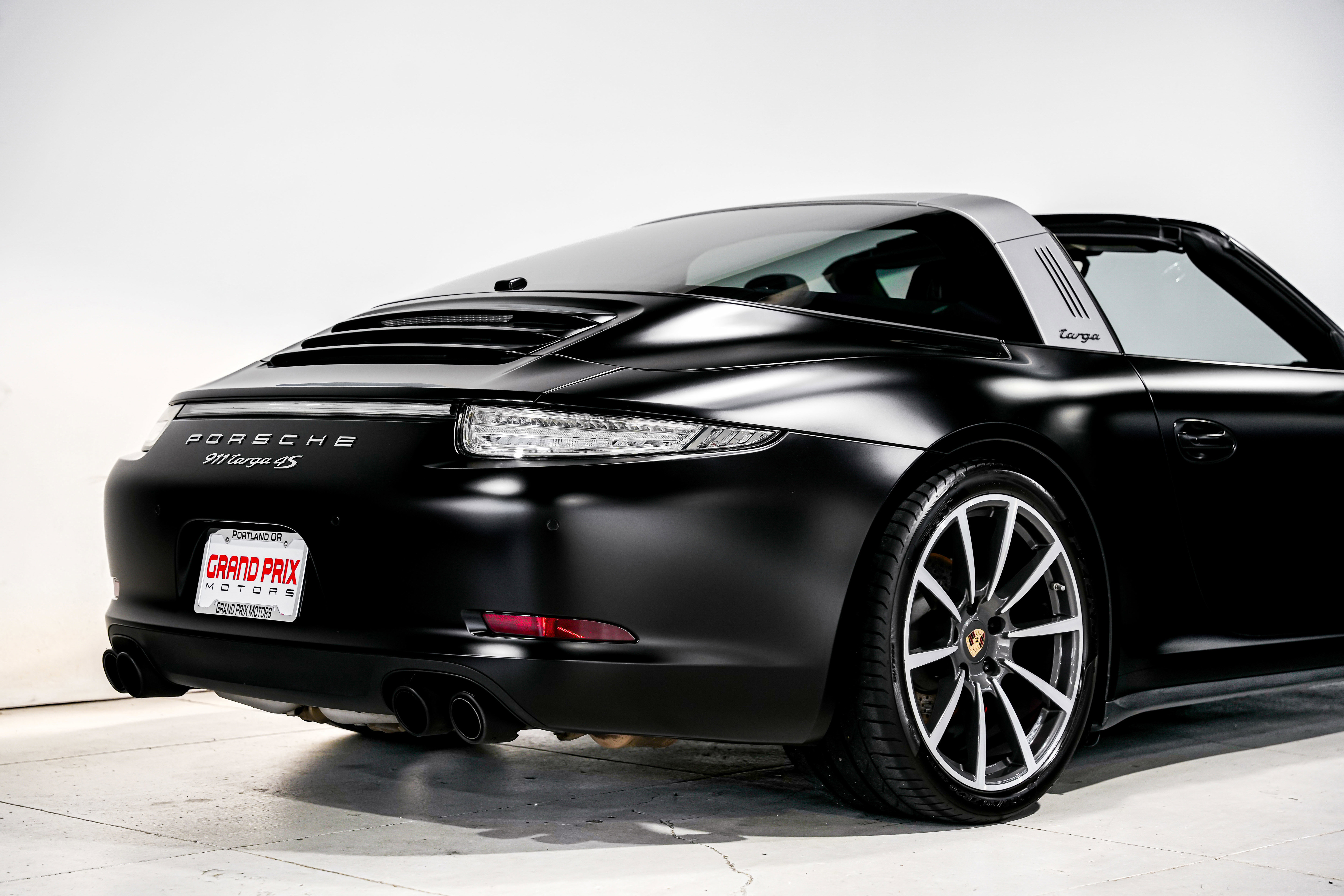 Used 2014 Porsche 911 Targa 4S image 38