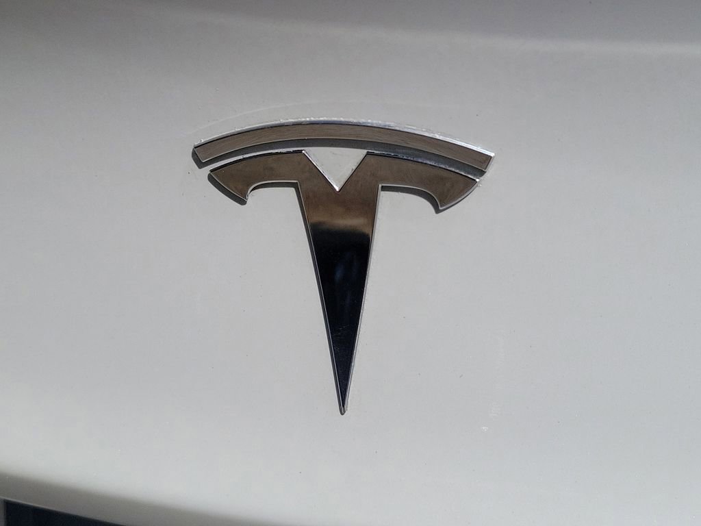 Used 2022 Tesla Model 3 Standard Range RWD image 10