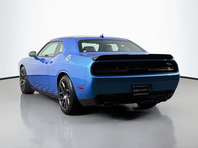 Used 2016 Dodge Challenger R/T Scat Pack w/ Leather Interior Group RWD image 5