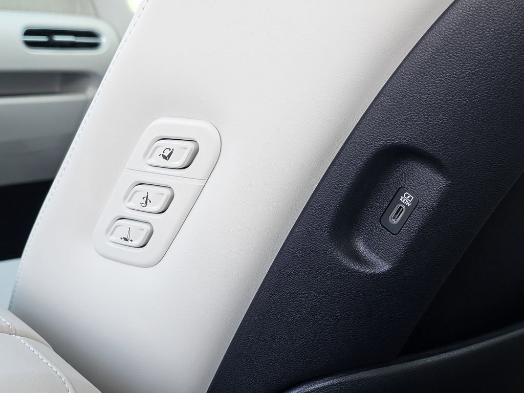 New 2026 Hyundai Palisade Calligraphy image 15