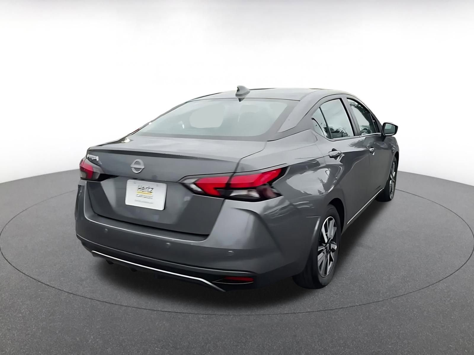 Used 2025 Nissan Versa SV image 14