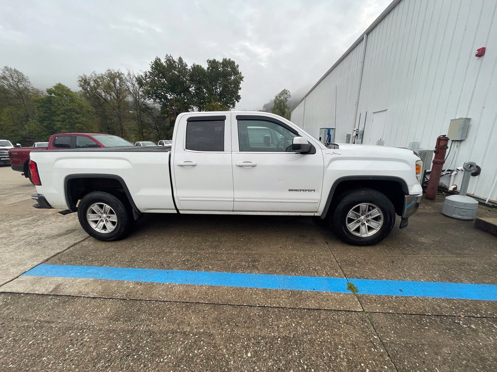 Used 2015 GMC Sierra 1500 SLE AWD/4WD image 4