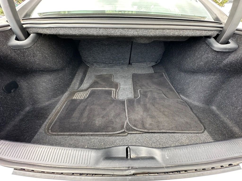 Used 2015 Dodge Charger SXT w/ Plus Group RWD image 13