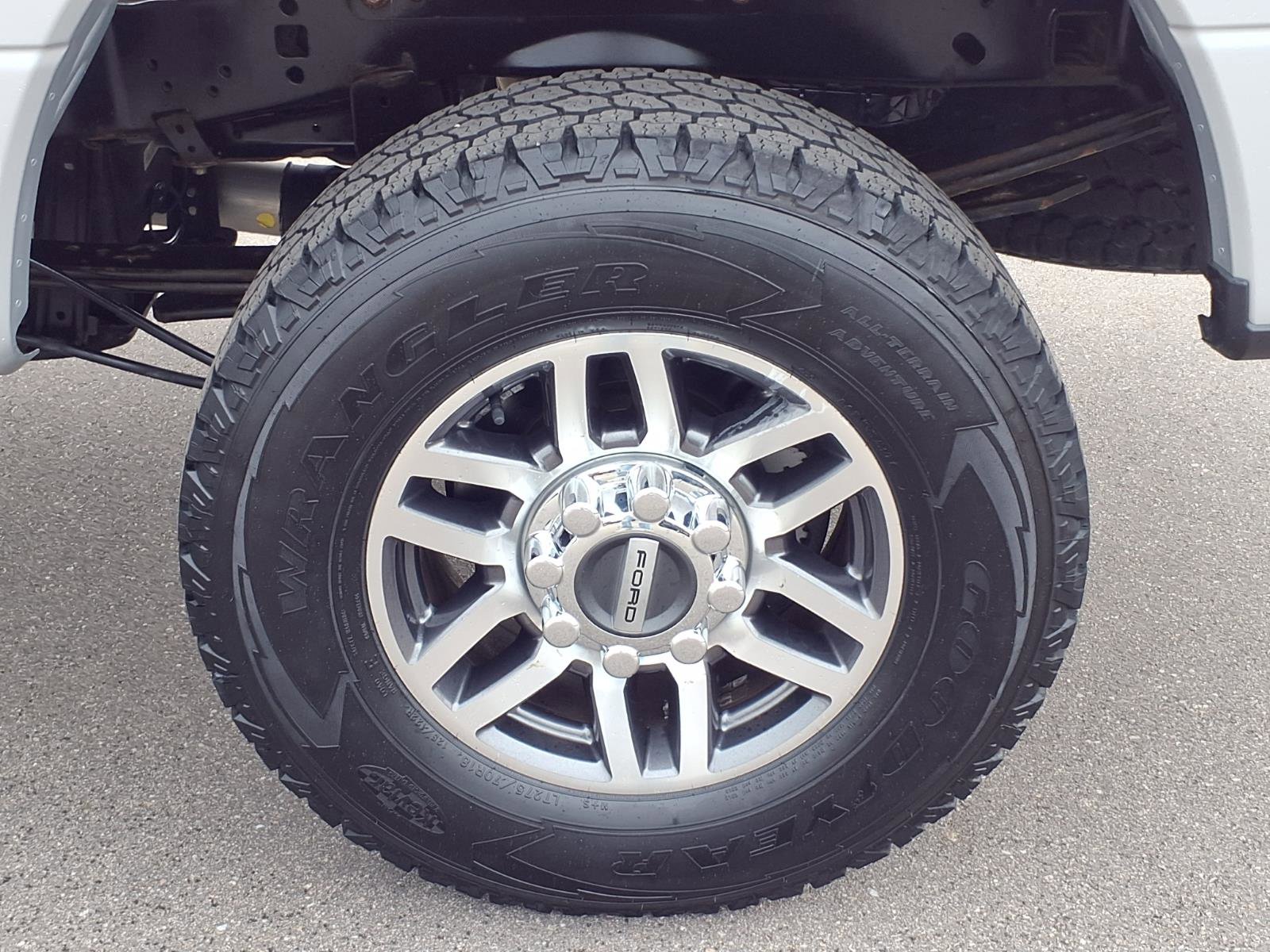 Used 2017 Ford F250 Lariat w/ Lariat Ultimate Package image 30