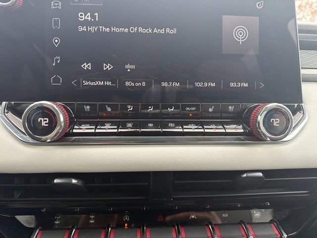 Used 2023 GMC Canyon AT4X image 34