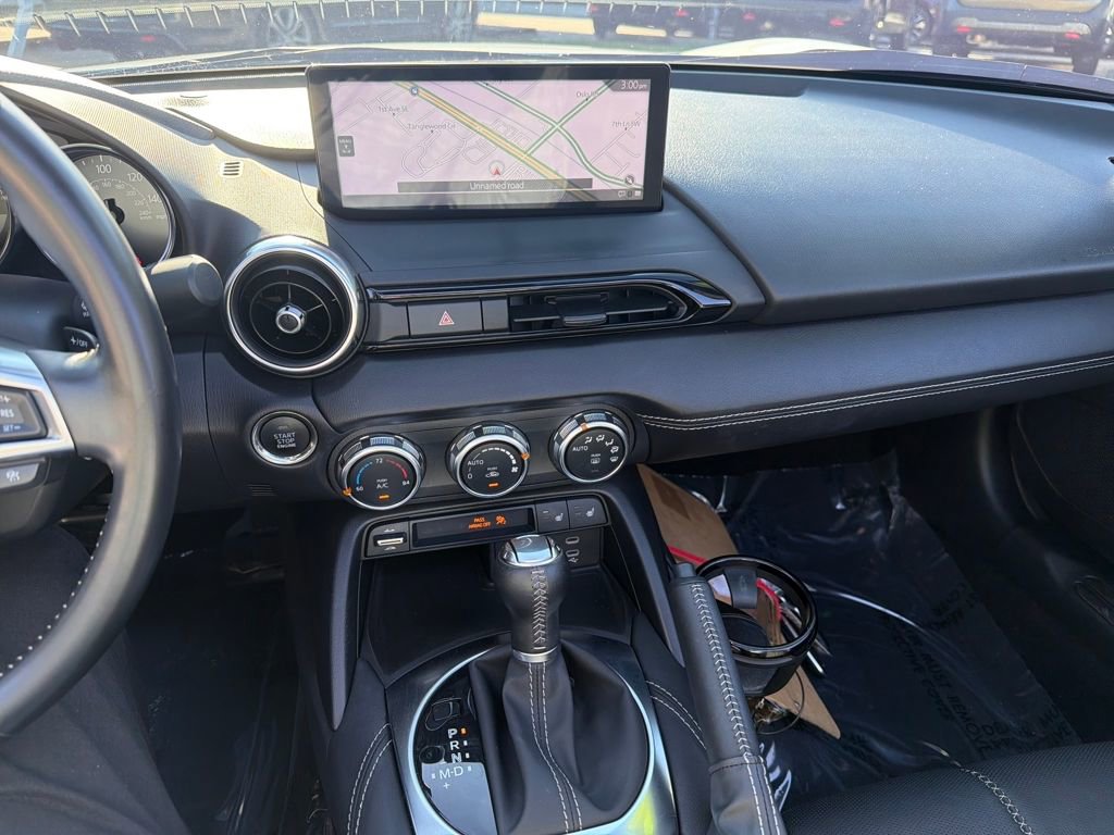 Used 2024 MAZDA MX-5 Miata RF Grand Touring w/ Weather Package image 28