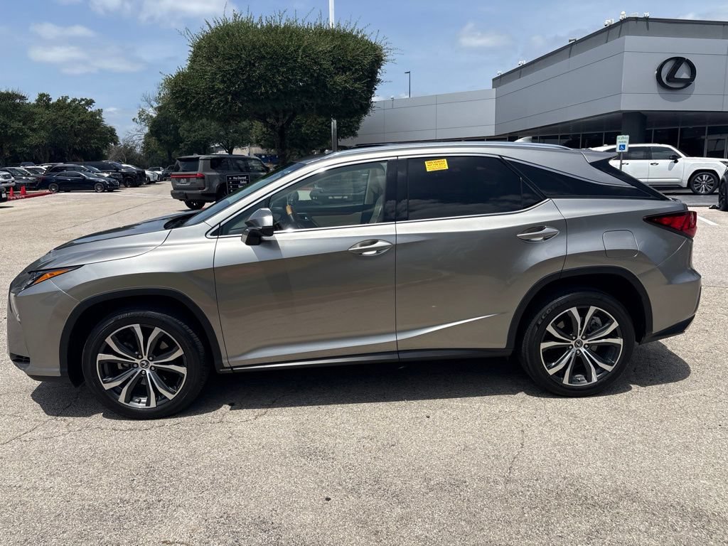 Used 2018 Lexus RX 350 FWD w/ Premium Package image 2