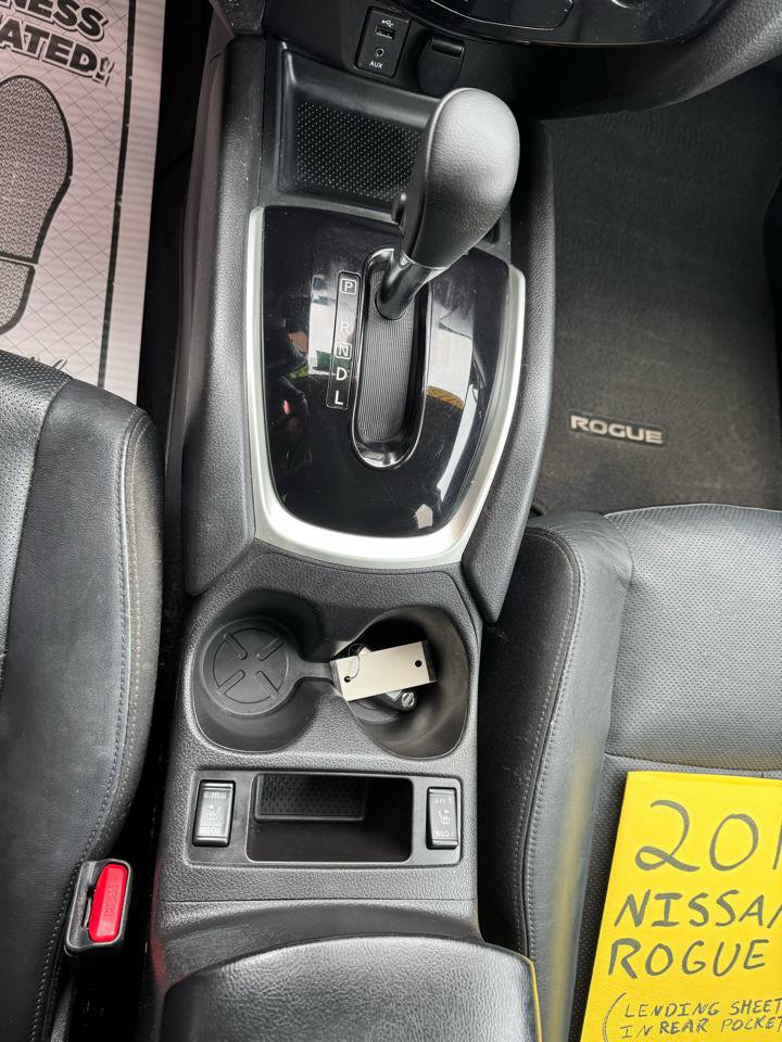 Used 2015 Nissan Rogue SL image 11