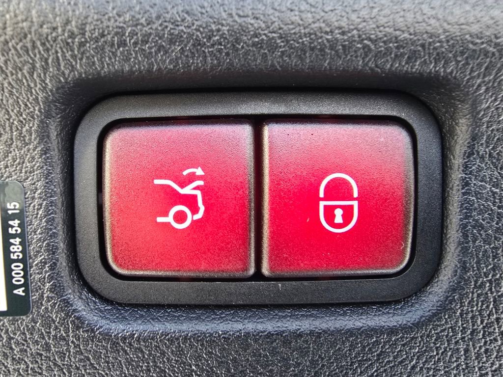 Certified 2025 Mercedes-Benz C 300 4MATIC Sedan image 19