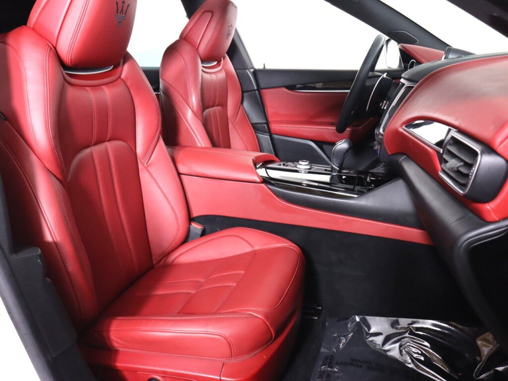 Used 2018 Maserati Levante GranSport AWD/4WD image 50