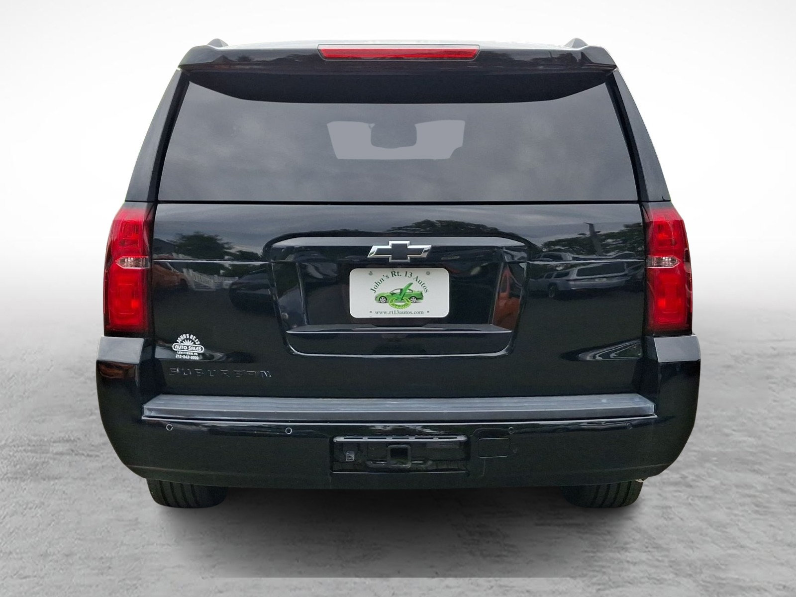 Used 2018 Chevrolet Suburban LT AWD/4WD image 5