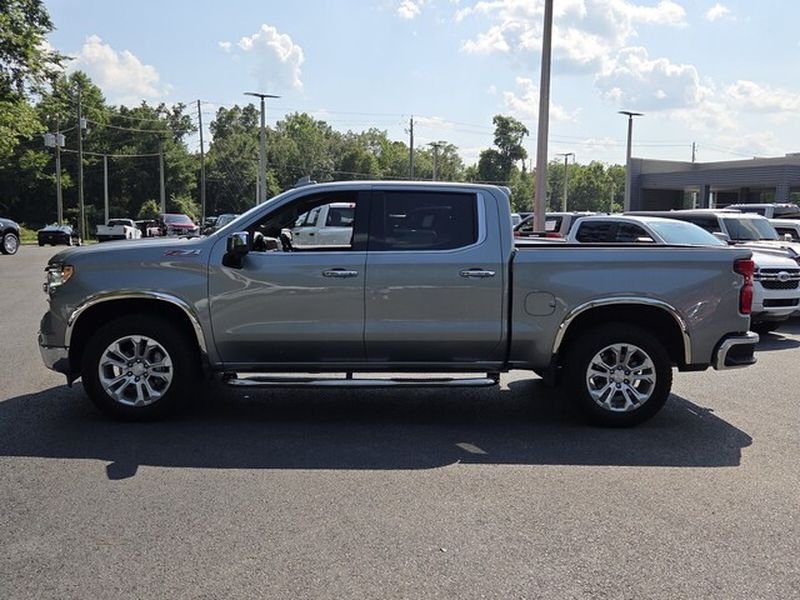 Used 2024 Chevrolet Silverado 1500 LTZ w/ LTZ Convenience Package II AWD/4WD image 5