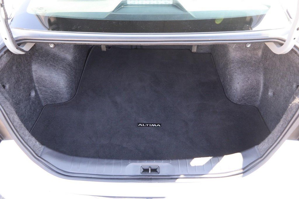 Used 2023 Nissan Altima 2.5 SV FWD image 7