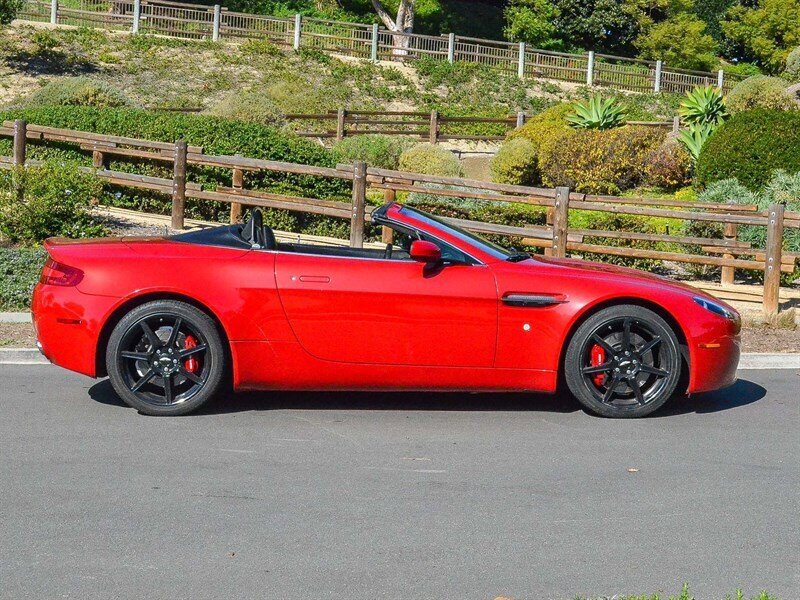 Used 2008 Aston Martin V8 Vantage Roadster RWD image 7
