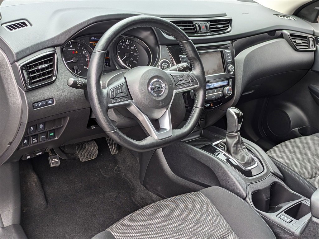 Certified 2022 Nissan Rogue Sport SV image 14