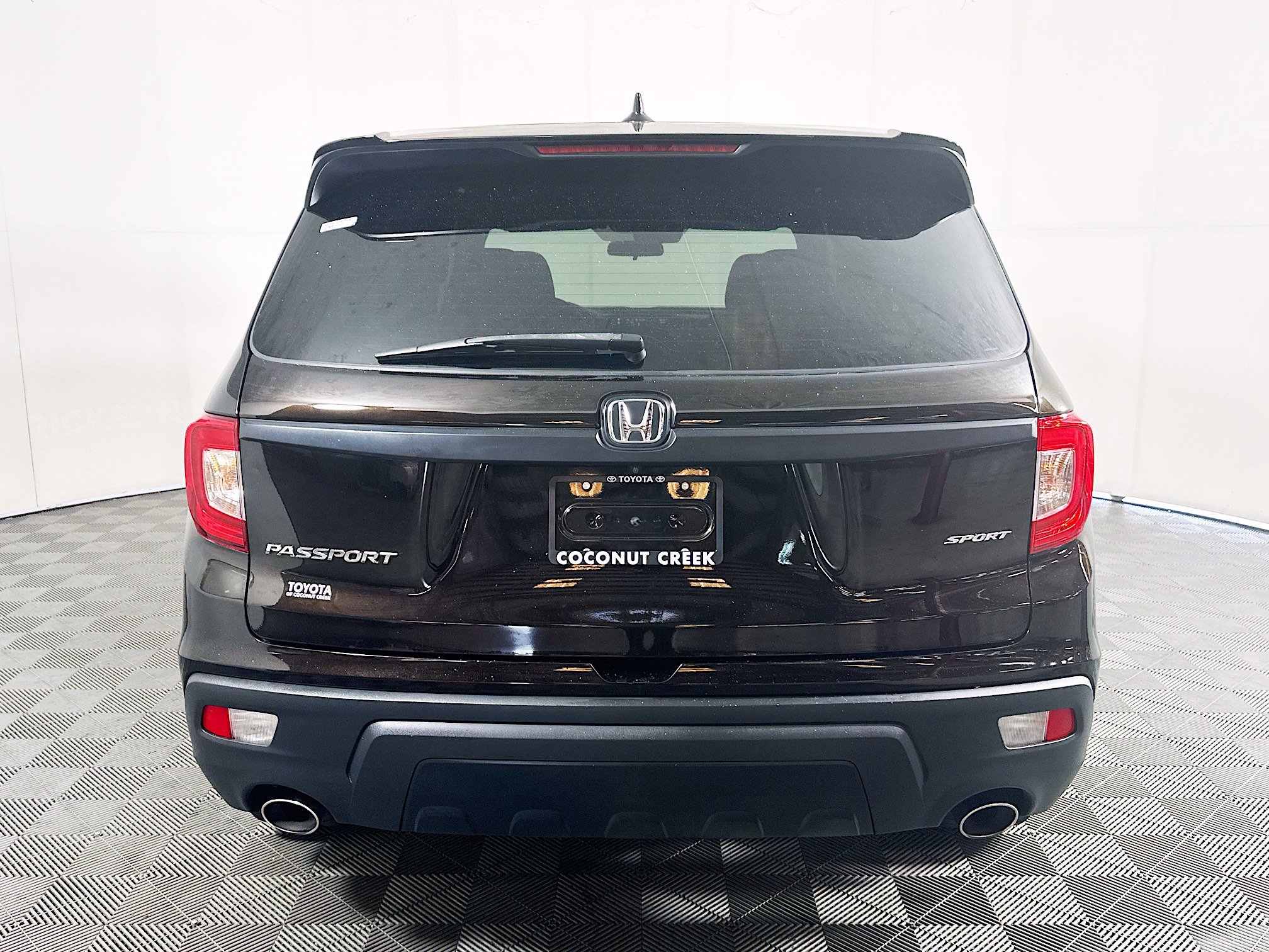 Used 2021 Honda Passport Sport image 4