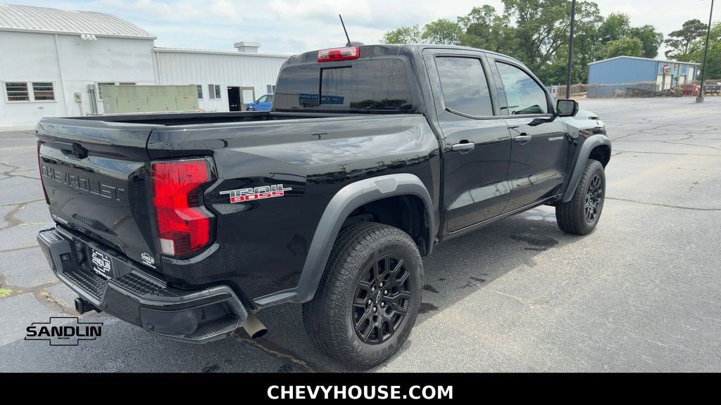 Used 2023 Chevrolet Colorado Trail Boss w/ Technology Package AWD/4WD image 16