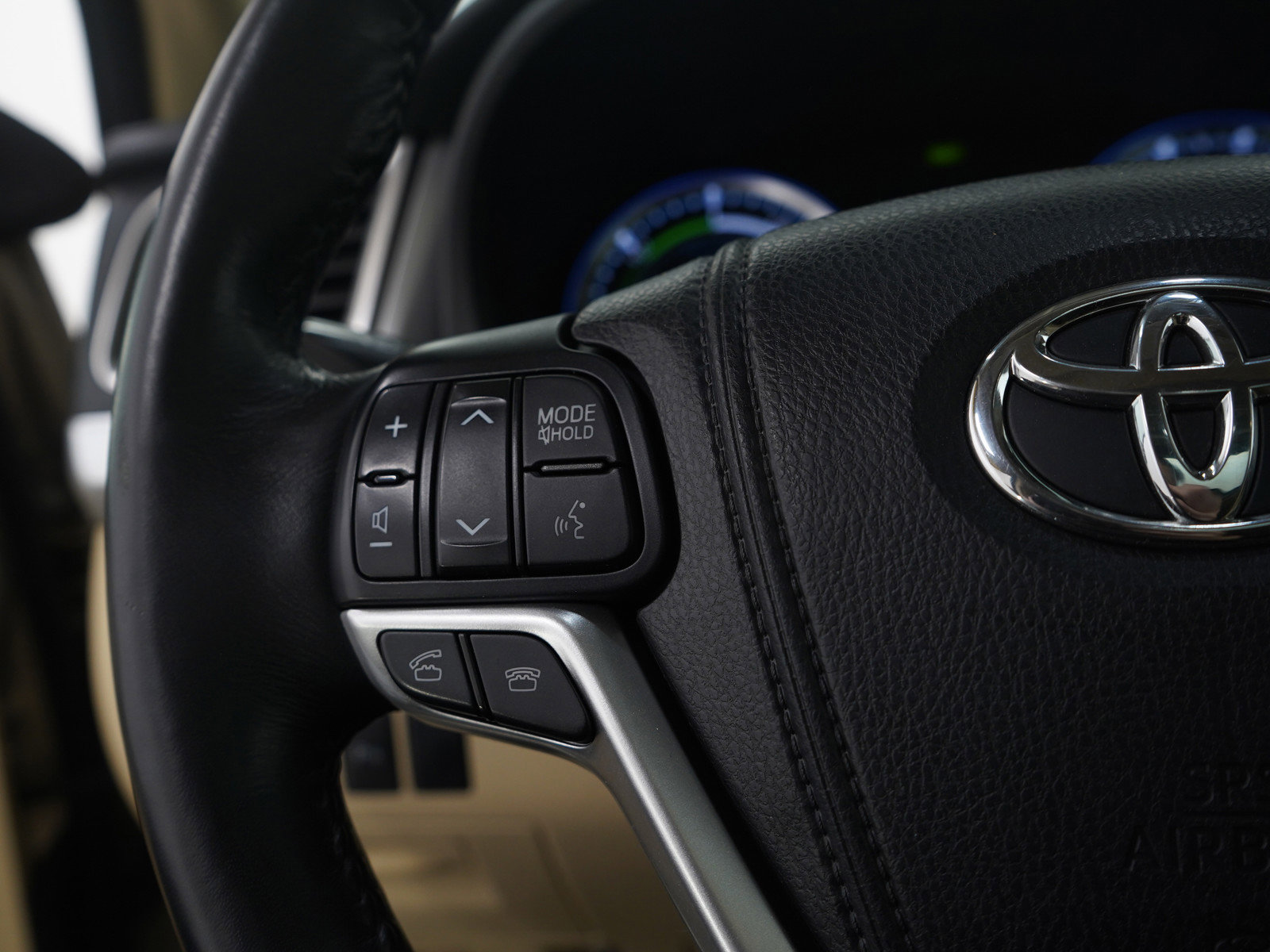 Used 2015 Toyota Highlander Limited Platinum image 28